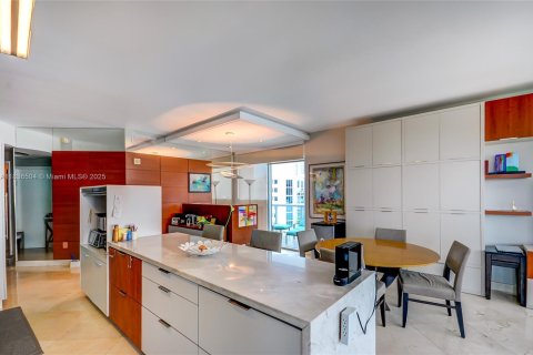 Condo in Aventura, Florida, 3 bedrooms  № 1874800 - photo 9