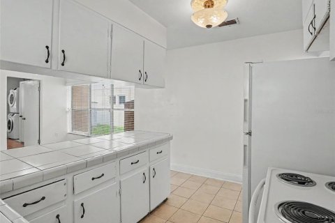 House in Orlando, Florida 3 bedrooms, 88.26 sq.m. № 2227701 - photo 5