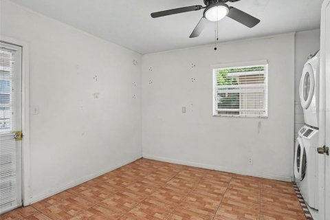 House in Orlando, Florida 3 bedrooms, 88.26 sq.m. № 2227701 - photo 18