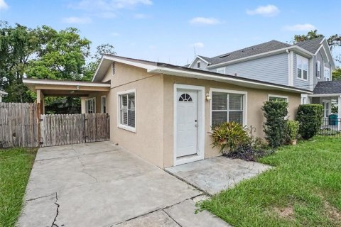 House in Orlando, Florida 3 bedrooms, 88.26 sq.m. № 2227701