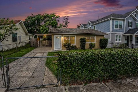 House in Orlando, Florida 3 bedrooms, 88.26 sq.m. № 2227701 - photo 11