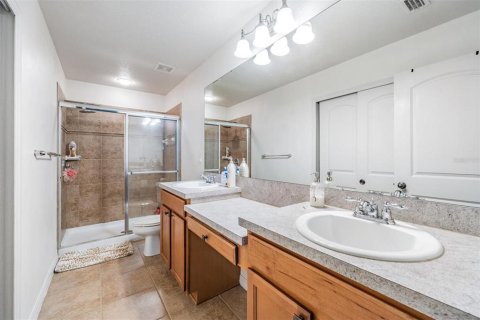 Adosado en venta en Tampa, Florida, 2 dormitorios, 147.9 m2 № 1895174 - foto 13