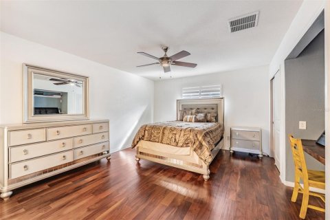 Adosado en venta en Tampa, Florida, 2 dormitorios, 147.9 m2 № 1895174 - foto 15