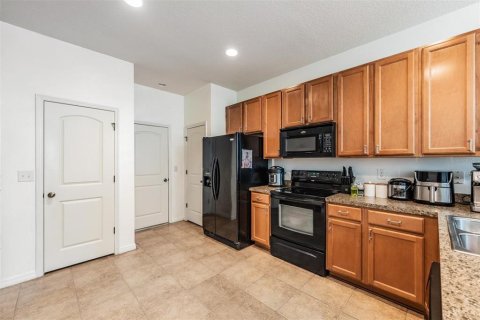 Adosado en venta en Tampa, Florida, 2 dormitorios, 147.9 m2 № 1895174 - foto 8