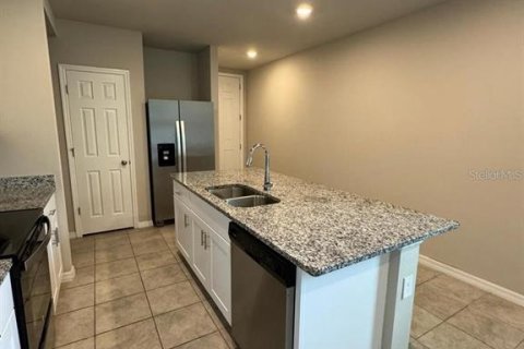 Casa en alquiler en Winter Haven, Florida, 3 dormitorios, 117.89 m2 № 2156234 - foto 6