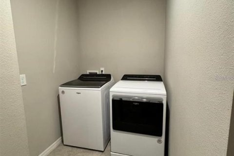 Casa en alquiler en Winter Haven, Florida, 3 dormitorios, 117.89 m2 № 2156234 - foto 16