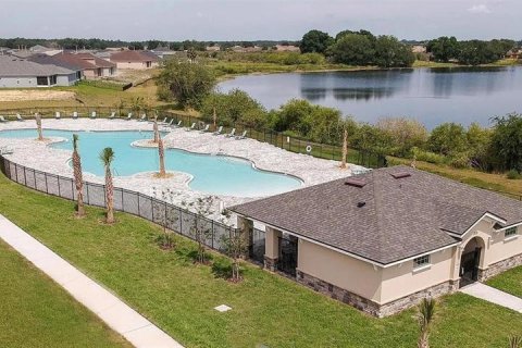 Casa en alquiler en Winter Haven, Florida, 3 dormitorios, 117.89 m2 № 2156234 - foto 19