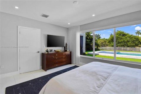 Casa en alquiler en Miami, Florida, 3 dormitorios, 152.36 m2 № 2055104 - foto 30