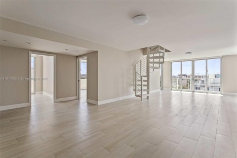 Купить кондоминиум в Бей-Харбор-Айлендс, Флорида 4 спальни, 183.2м2, № 2061597 - фото 12