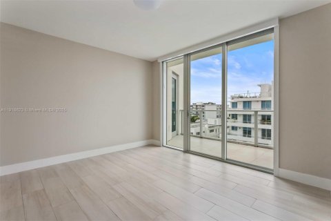 Купить кондоминиум в Бей-Харбор-Айлендс, Флорида 4 спальни, 183.2м2, № 2061597 - фото 25