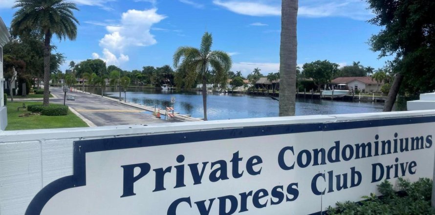 Condo à Pompano Beach, Floride, 2 chambres  № 2351217