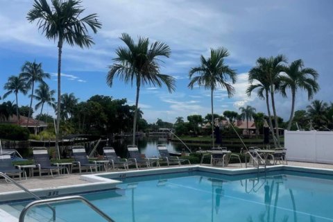 Copropriété à louer à Pompano Beach, Floride: 2 chambres, 89.74 m2 № 2351217 - photo 19