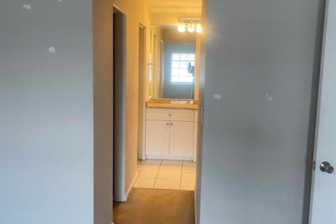 Copropriété à louer à Pompano Beach, Floride: 2 chambres, 89.74 m2 № 2351217 - photo 10