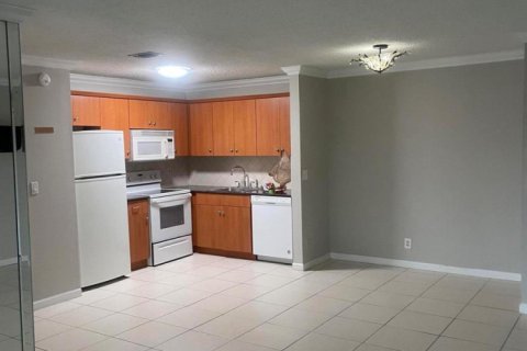 Copropriété à louer à Pompano Beach, Floride: 2 chambres, 89.74 m2 № 2351217 - photo 5