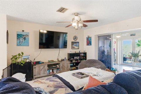 Villa ou maison à vendre à Sarasota, Floride: 3 chambres, 158.03 m2 № 2143966 - photo 11
