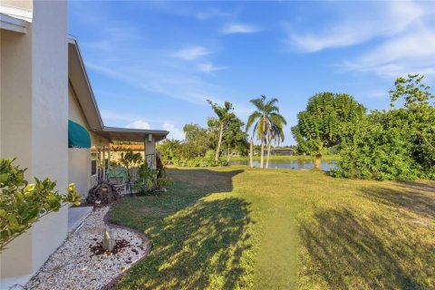 Villa ou maison à vendre à Sarasota, Floride: 3 chambres, 158.03 m2 № 2143966 - photo 27