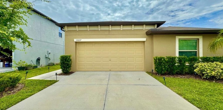House in Sun City Center, Florida 4 bedrooms, 171.03 sq.m. № 1829824