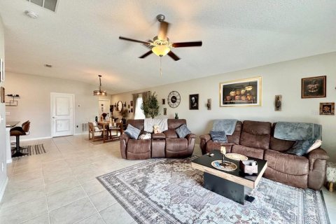 House in Sun City Center, Florida 4 bedrooms, 171.03 sq.m. № 1829824 - photo 12