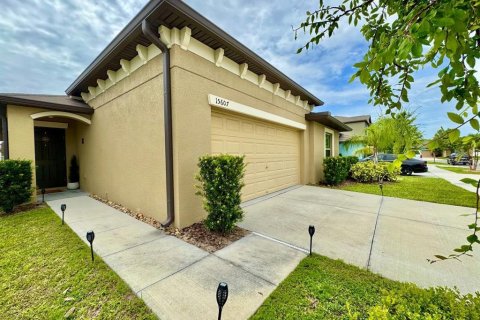 House in Sun City Center, Florida 4 bedrooms, 171.03 sq.m. № 1829824 - photo 2