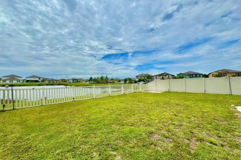 House in Sun City Center, Florida 4 bedrooms, 171.03 sq.m. № 1829824 - photo 29