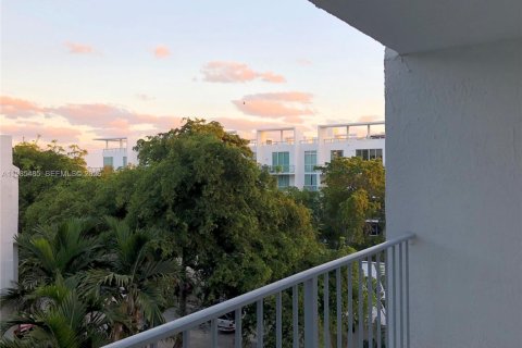 Condo in Miami, Florida, 1 bedroom  № 2047014