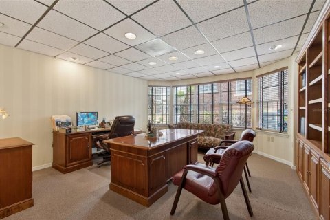Casa en venta en Gainesville, Florida, 8 dormitorios, 350.71 m2 № 2222895 - foto 8