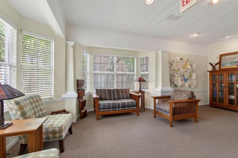 Casa en venta en Gainesville, Florida, 8 dormitorios, 350.71 m2 № 2222895 - foto 4