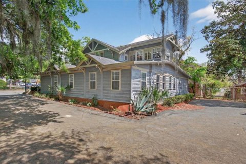 Casa en venta en Gainesville, Florida, 8 dormitorios, 350.71 m2 № 2222895 - foto 3
