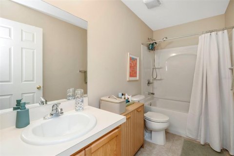 Townhouse in Valrico, Florida 2 bedrooms, 126.72 sq.m. № 2224594 - photo 30