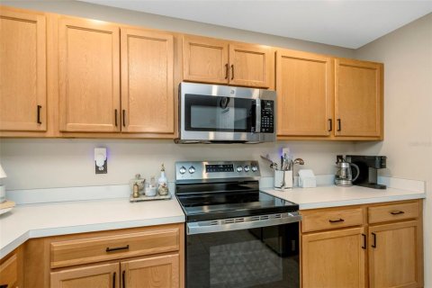 Townhouse in Valrico, Florida 2 bedrooms, 126.72 sq.m. № 2224594 - photo 15