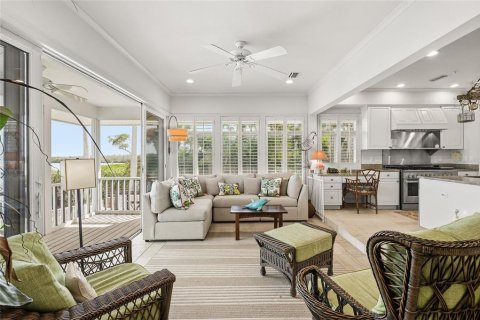 House in Boca Grande, Florida 3 bedrooms, 308.16 sq.m. № 2109060 - photo 12