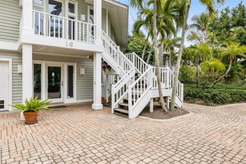 House in Boca Grande, Florida 3 bedrooms, 308.16 sq.m. № 2109060 - photo 5