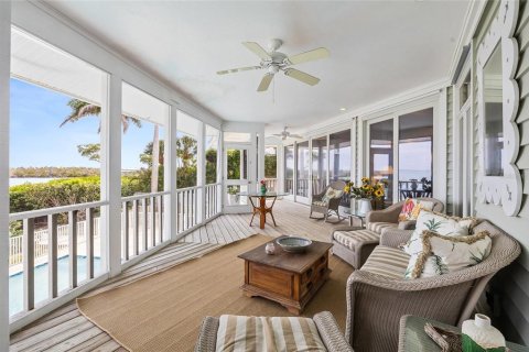 House in Boca Grande, Florida 3 bedrooms, 308.16 sq.m. № 2109060 - photo 16