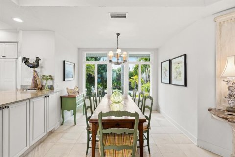 House in Boca Grande, Florida 3 bedrooms, 308.16 sq.m. № 2109060 - photo 19