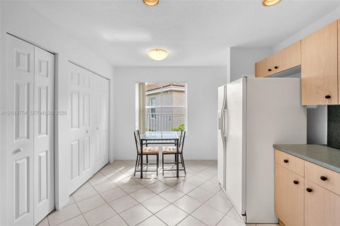House in Weston, Florida 2 bedrooms, 137.5 sq.m. № 2412046 - photo 16