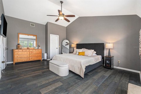 Townhouse in Tampa, Florida 3 bedrooms, 149.39 sq.m. № 1835204 - photo 18