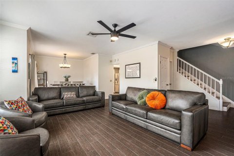 Townhouse in Tampa, Florida 3 bedrooms, 149.39 sq.m. № 1835204 - photo 9