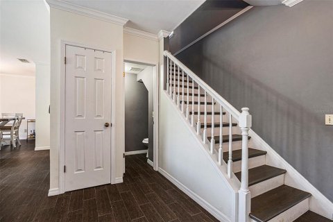 Townhouse in Tampa, Florida 3 bedrooms, 149.39 sq.m. № 1835204 - photo 4