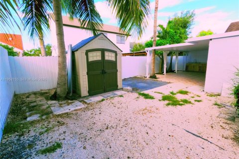 Casa en venta en Homestead, Florida, 4 dormitorios, 128.48 m2 № 2054357 - foto 14