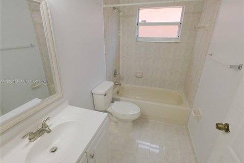 Casa en venta en Homestead, Florida, 4 dormitorios, 128.48 m2 № 2054357 - foto 25