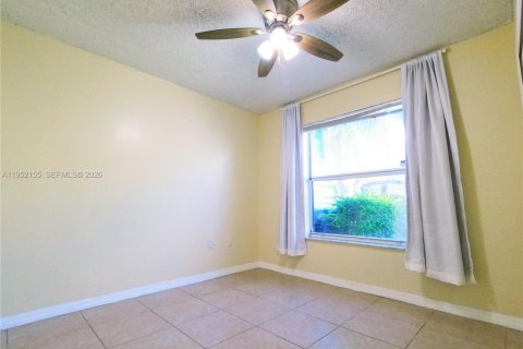 Casa en venta en Homestead, Florida, 4 dormitorios, 128.48 m2 № 2054357 - foto 21