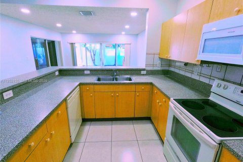 Casa en venta en Homestead, Florida, 4 dormitorios, 128.48 m2 № 2054357 - foto 10