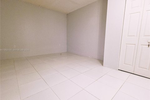 Casa en venta en Homestead, Florida, 4 dormitorios, 128.48 m2 № 2054357 - foto 23