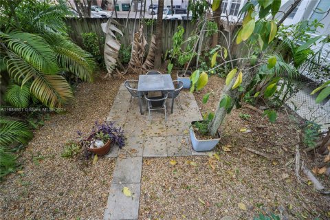 Condo in Miami Beach, Florida, 1 bedroom  № 1867060 - photo 8