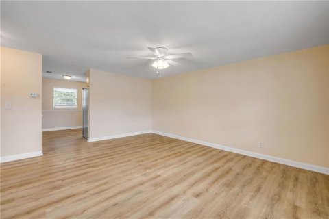 Copropriété à vendre à Daytona Beach, Floride: 2 chambres, 78.13 m2 № 1810518 - photo 6