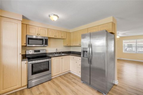 Copropriété à vendre à Daytona Beach, Floride: 2 chambres, 78.13 m2 № 1810518 - photo 9