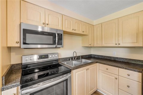 Copropriété à vendre à Daytona Beach, Floride: 2 chambres, 78.13 m2 № 1810518 - photo 10