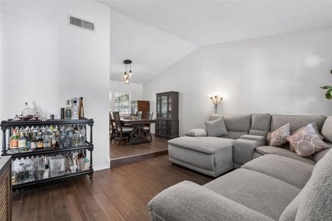 Villa ou maison à vendre à Longwood, Floride: 3 chambres, 150.32 m2 № 2356596 - photo 4