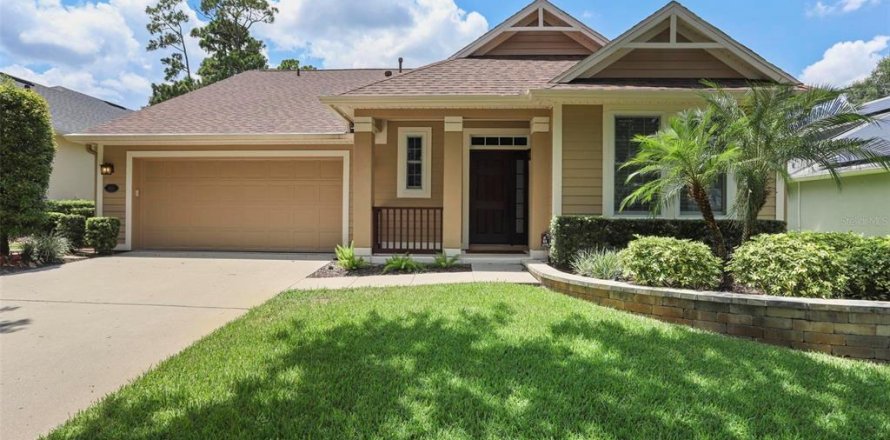 House in DeLand, Florida 4 bedrooms, 193.24 sq.m. № 1856229