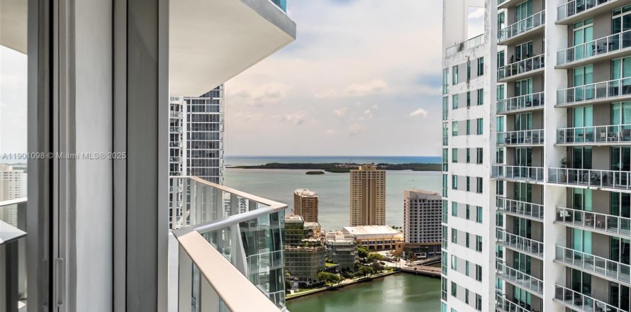 Condo à Miami, Floride, 2 chambres  № 1953560